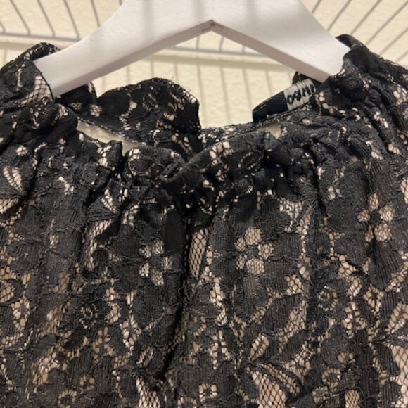 OASIS lace top, black blouse, black lace vest and lace tee, Size: S - Picture 4 of 6